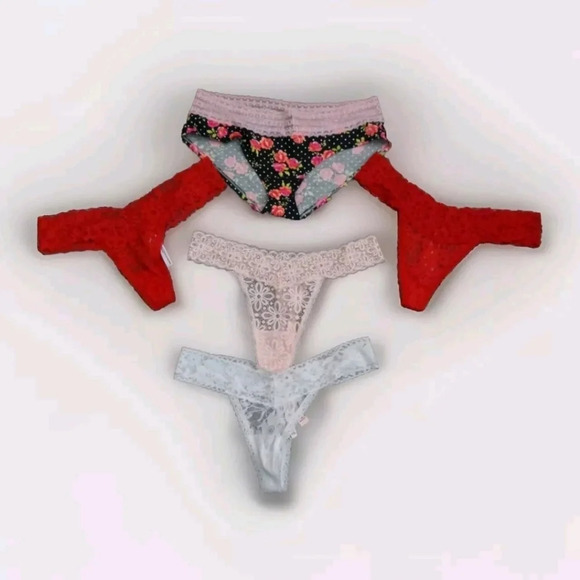 5 Victoria's Secret pantie bundle Large - Picture 1 of 8